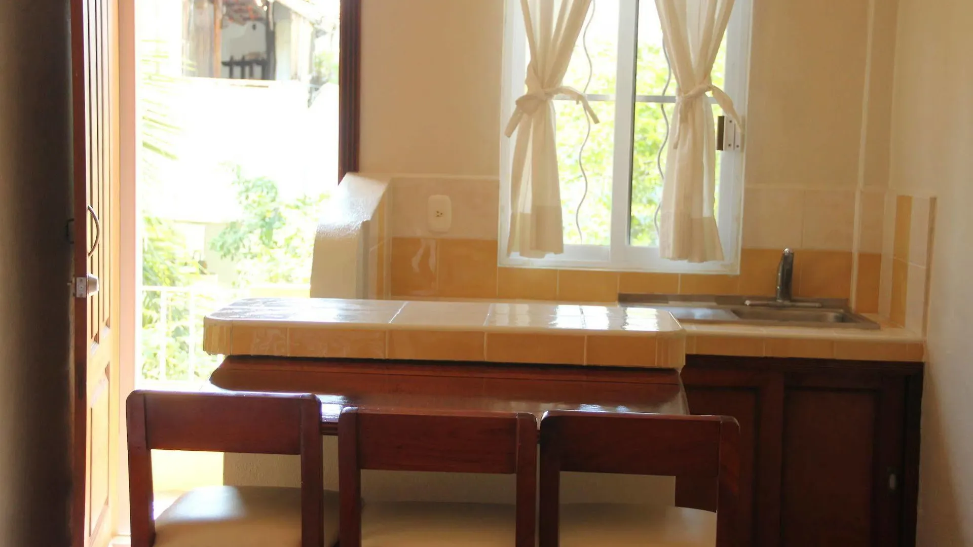 Beach House Hotel Playa del Carmen